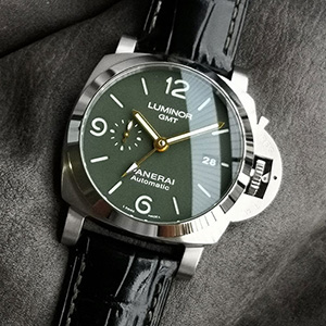 【VS製】パネライコピー時計GMT PAM01056、至高の輝き、保証期間修理代無し